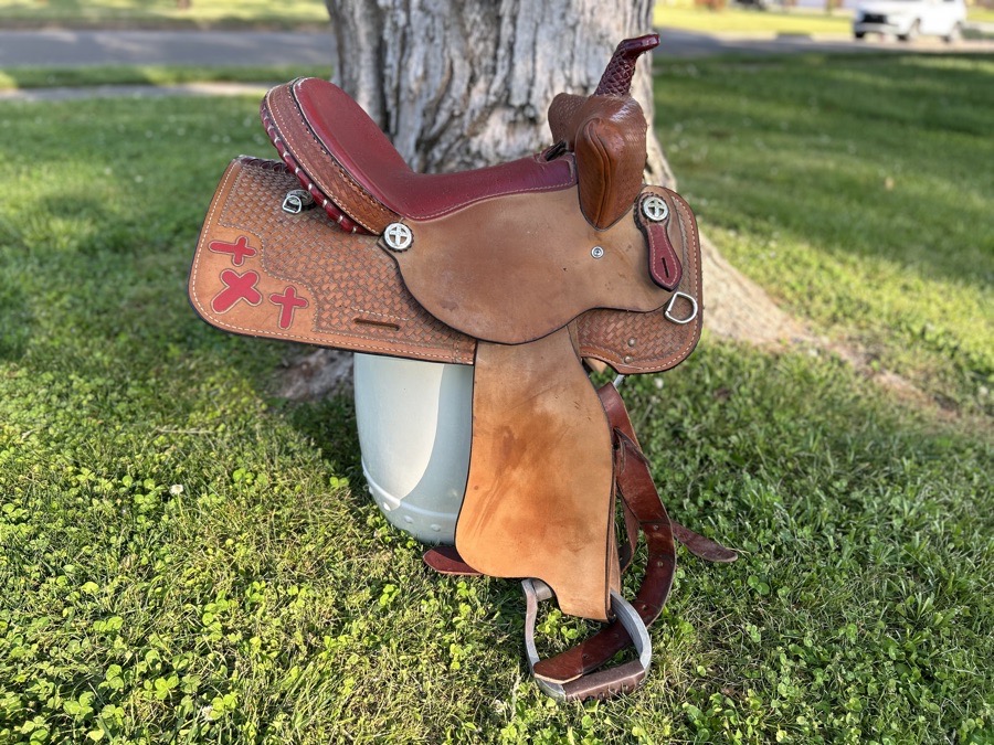 Circle M Barrel Saddle 14” 