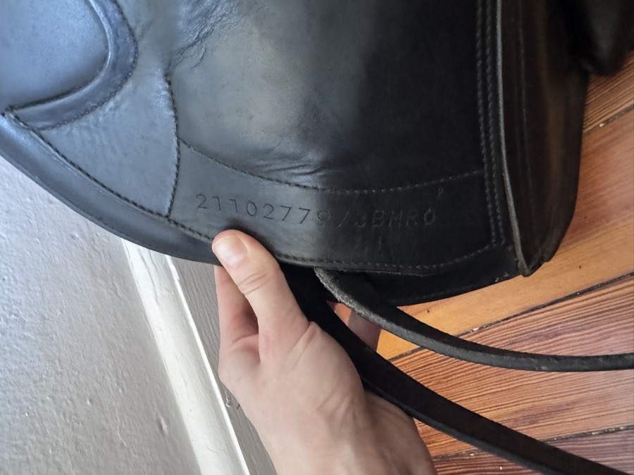 18” 2021 Erreplus EM Monoflap Saddle - WOOL FLOCKED & Fully Adjustable!