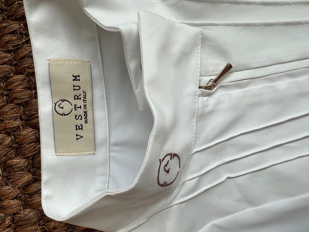 Medium Vestrum Show Shirt
