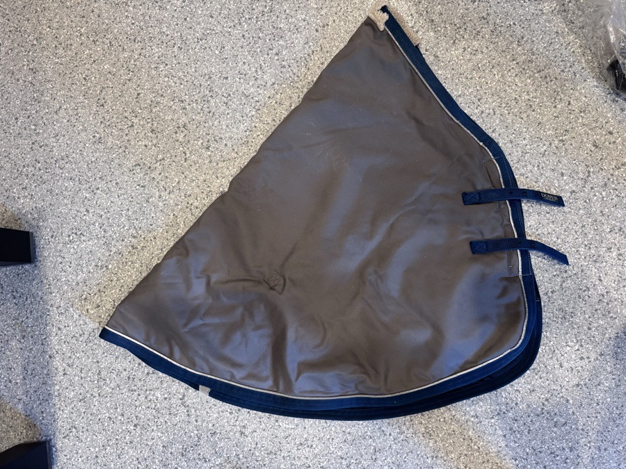 DOVER SADDLERY Rain Blanket & Sheets Medium