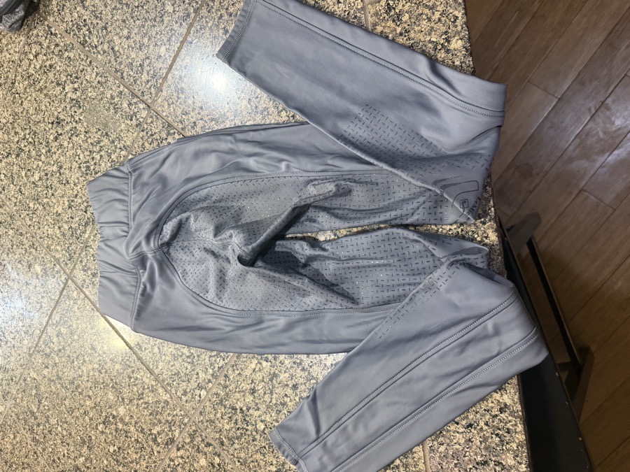 Lemieux YR grey full seat breeches size 13-14 
