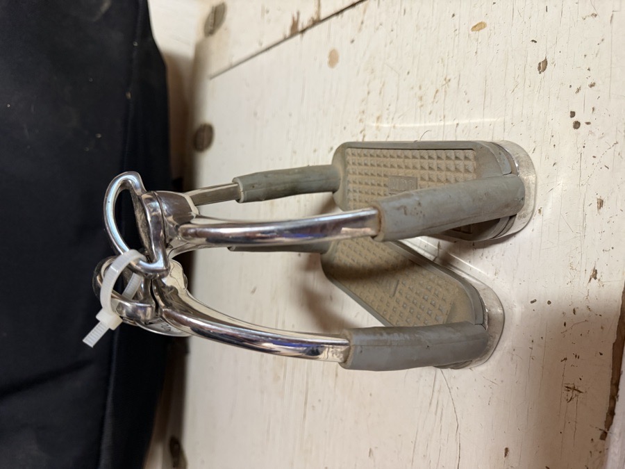 MDC Ultimate Stirrups
