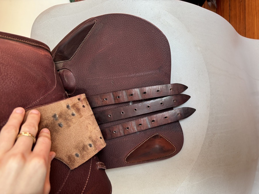 18” 2023 Devoucoux Biarritz O Saddle - 2A - Full Buffalo - LIKE NEW!