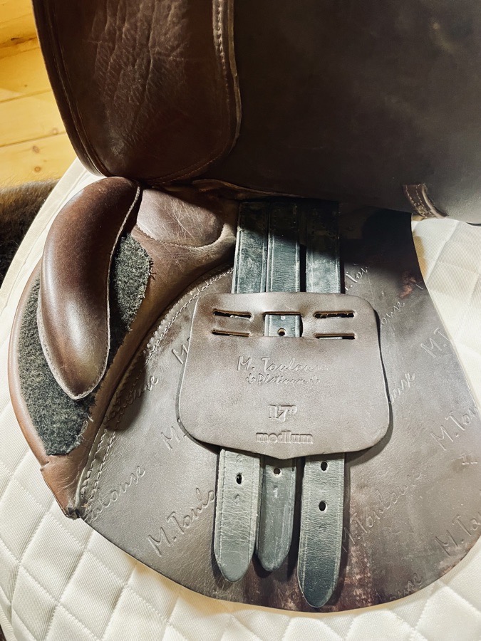 17 inch M. Toulouse all purpose saddle