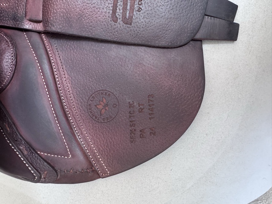 17” 2024 CWD SE26 2Gs PRO Saddle - 2C - Full Buffalo