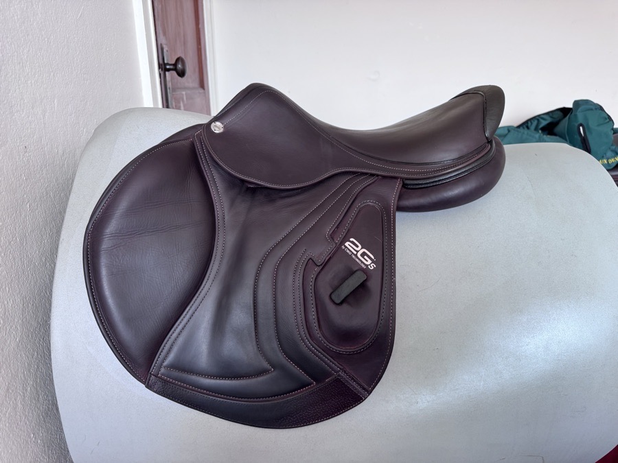 17” 2024 CWD SE26 2Gs PRO Saddle - 2C - Full Buffalo