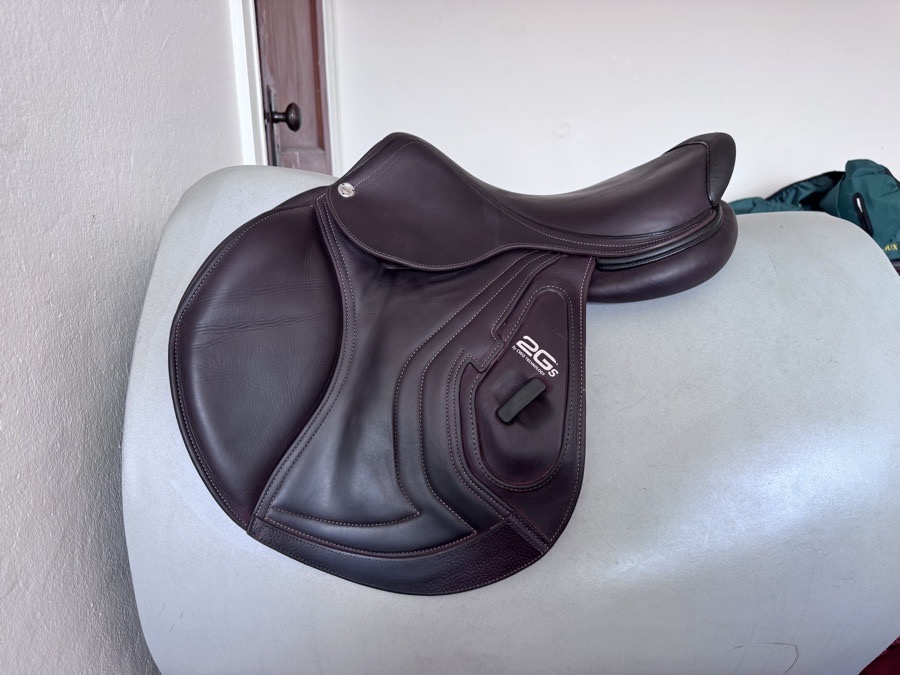 17” 2024 CWD SE26 2Gs PRO Saddle - 2C - Full Buffalo
