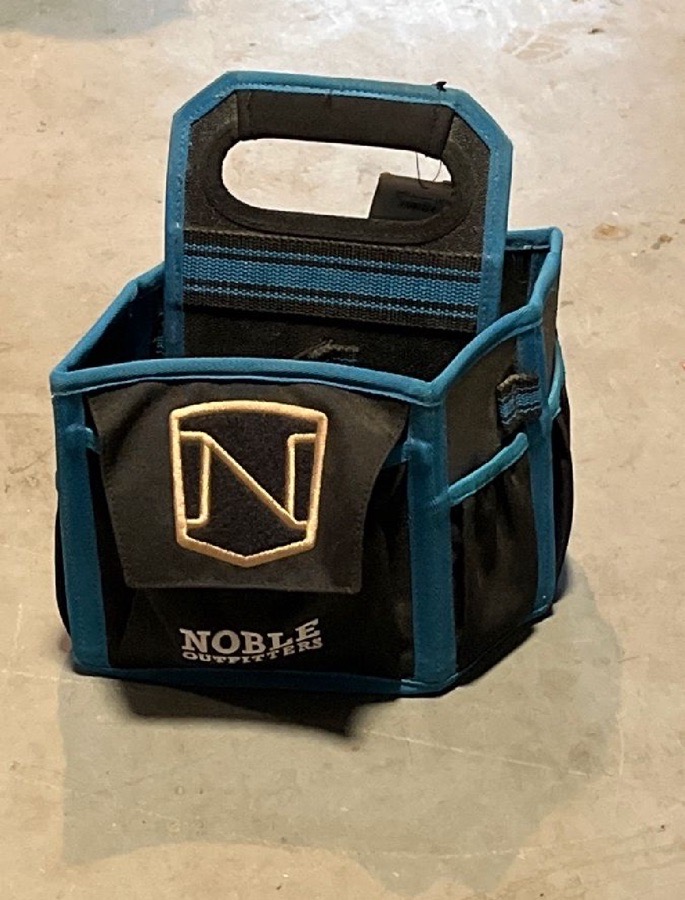 Noble Outfitters Grooming Tote and Pony Size Laced Reins 