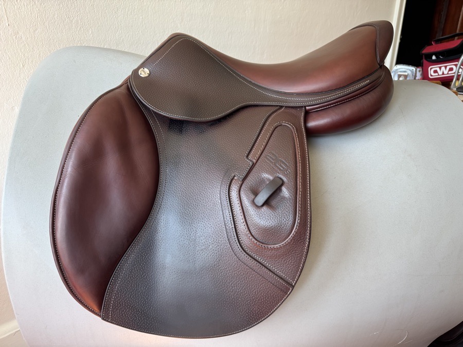 17.5” CWD Hunter 2Gs Saddle - 2019 - 3L - MINT!