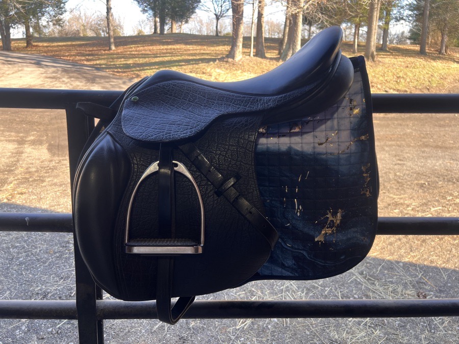 County Conquest Saddle