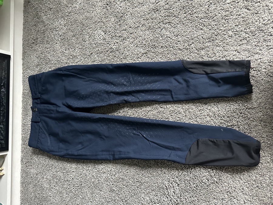 I-40 (26) Anna scarpati silicone full seat breeches