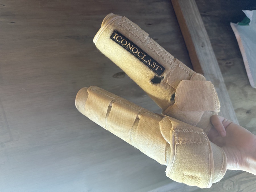 Iconoclast M Front Sport Boots