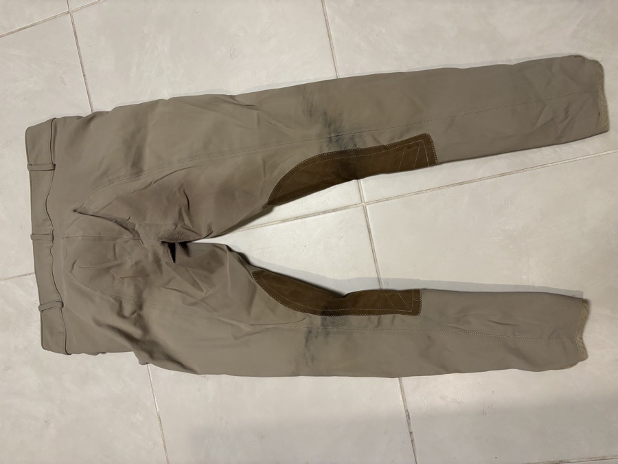 The Tailored Sportsman Women’s tan knee patch breeches, size 30