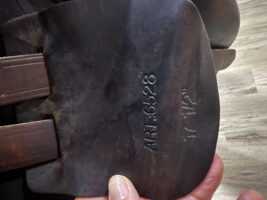 Collegiate Dressage Saddle – 17.5” Seat