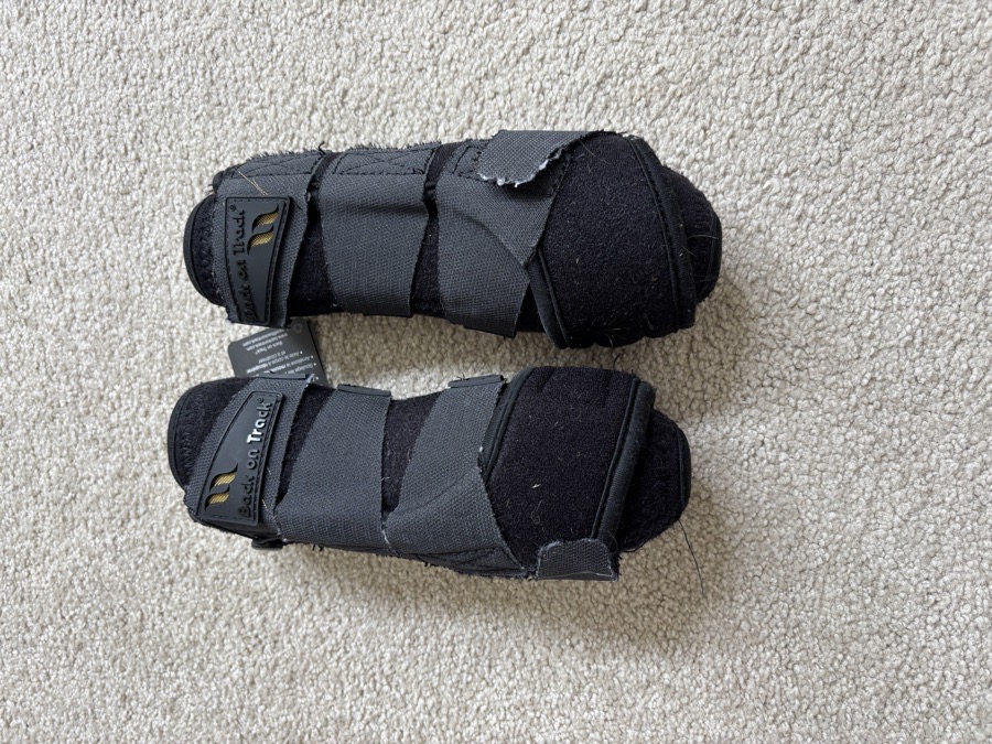 Back On Track Airflow Exercise Boots, Size S