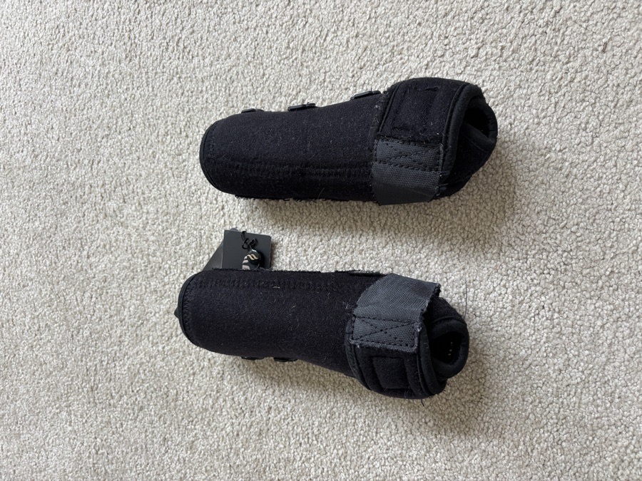Back On Track Airflow Exercise Boots, Size S