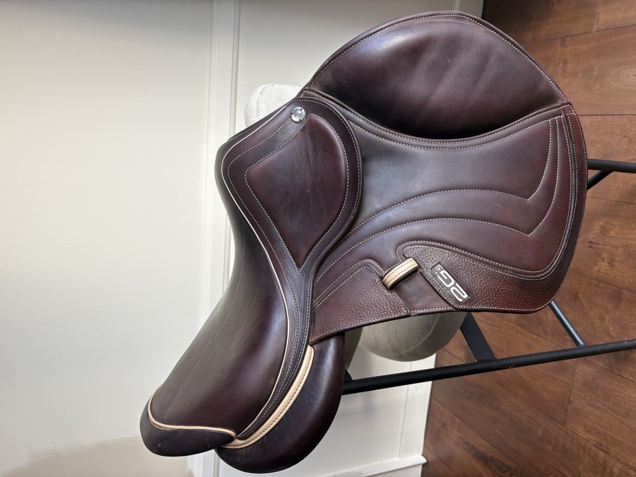 CWD 2021 SE32 2GS Saddle in brown