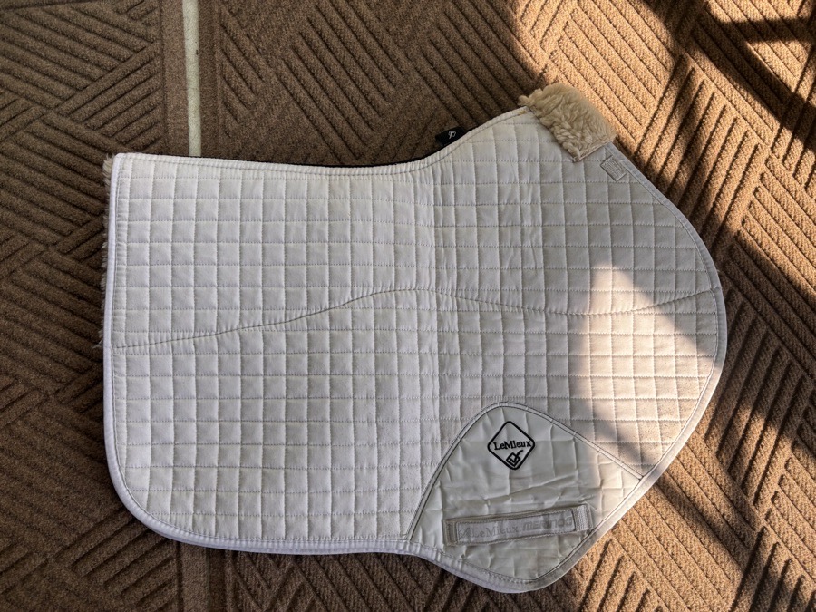 LEMIEUX Merino Wool Lined Jumper Pad