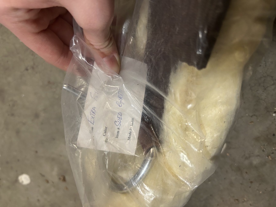 Fleece thoroughbred girth