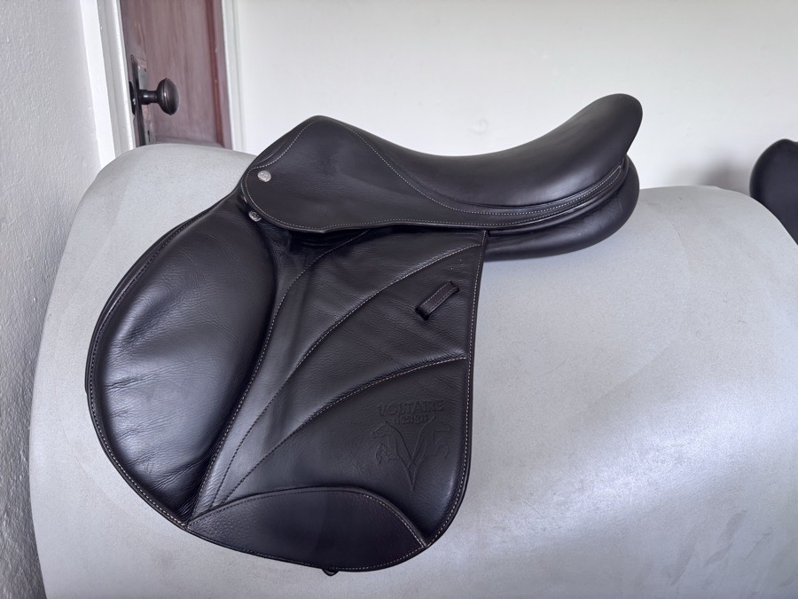 17.5” Voltaire Blue Wing Saddle - 2A - Full Buffalo - SmartRide Tree! 