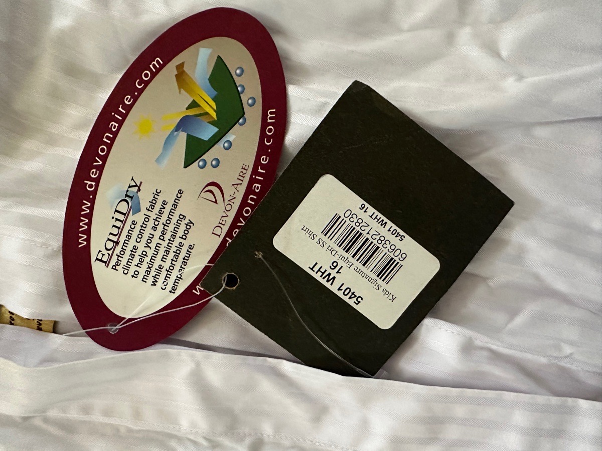 NWT kids short sleeved show shirt