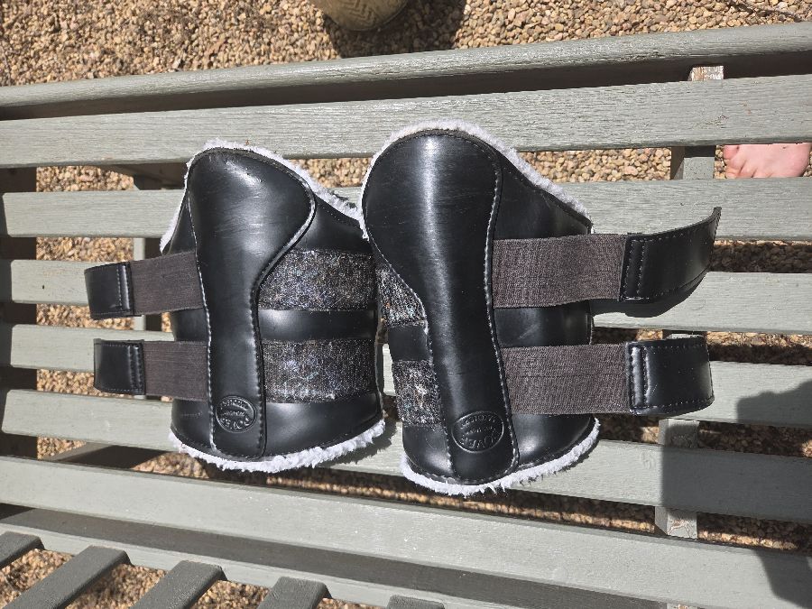 DOVER SADDLERY Front Boots
