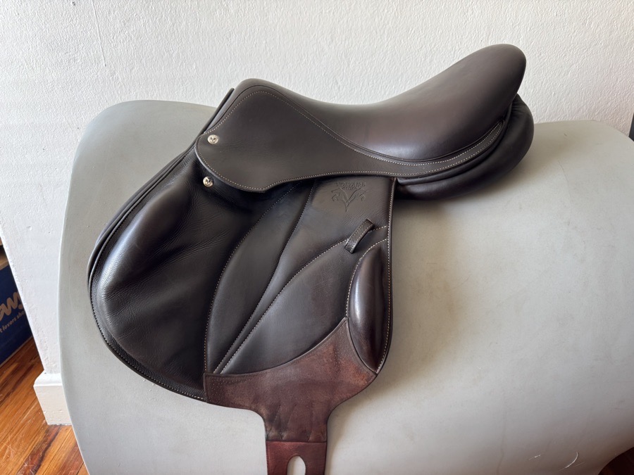 17” Voltaire Lexington Monoflap - Saddle - 0AA Short Flaps - 2019