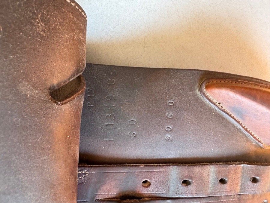 17” Butet Saddle - “P” Seat - 1 Flaps
