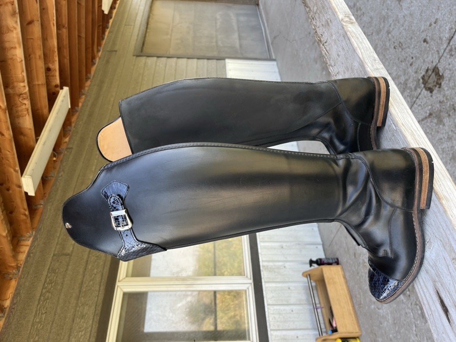 OTHER Boots 32