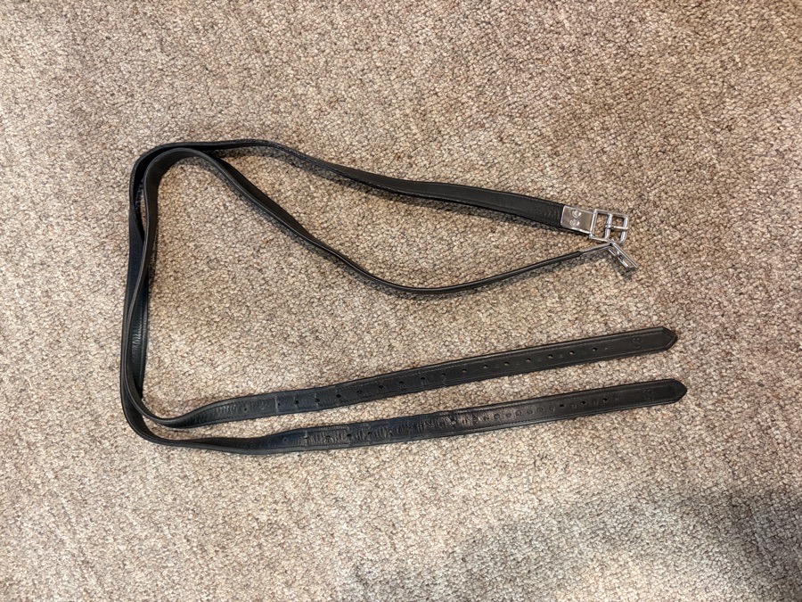 BATES stirrup leathers