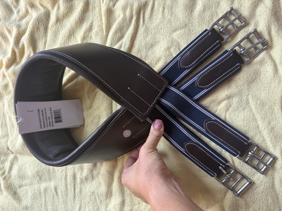 DOVER SADDLERY 42” Girth