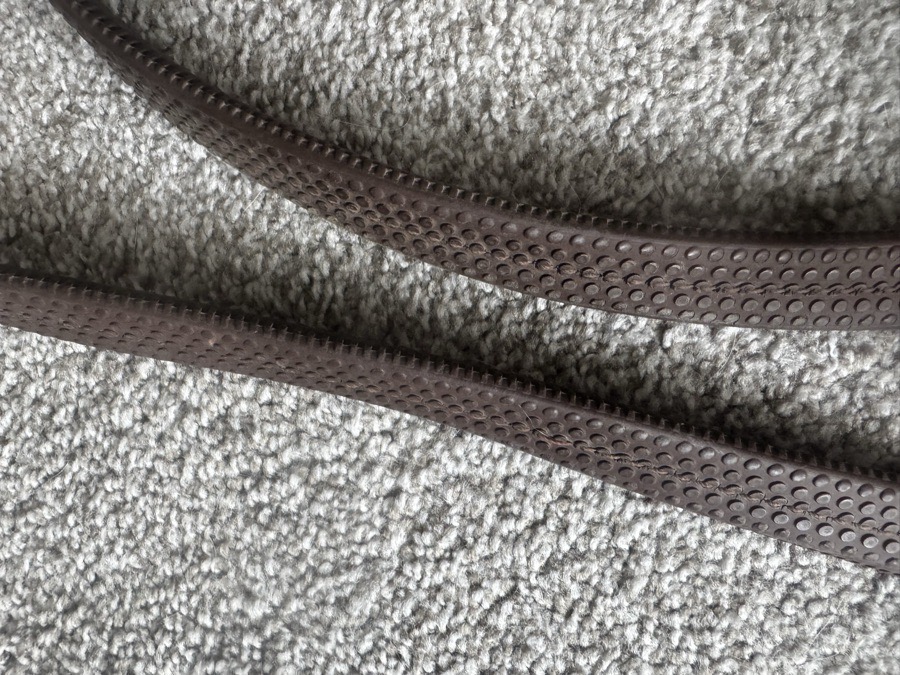 Equus brown rubber reins 