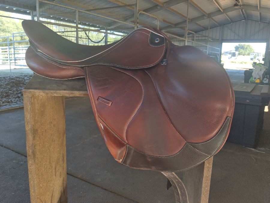 Stubben Jump Monoflap Saddle