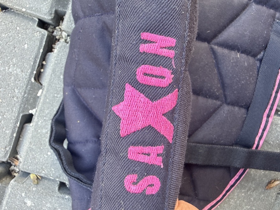 SAXON SADDLE PAD