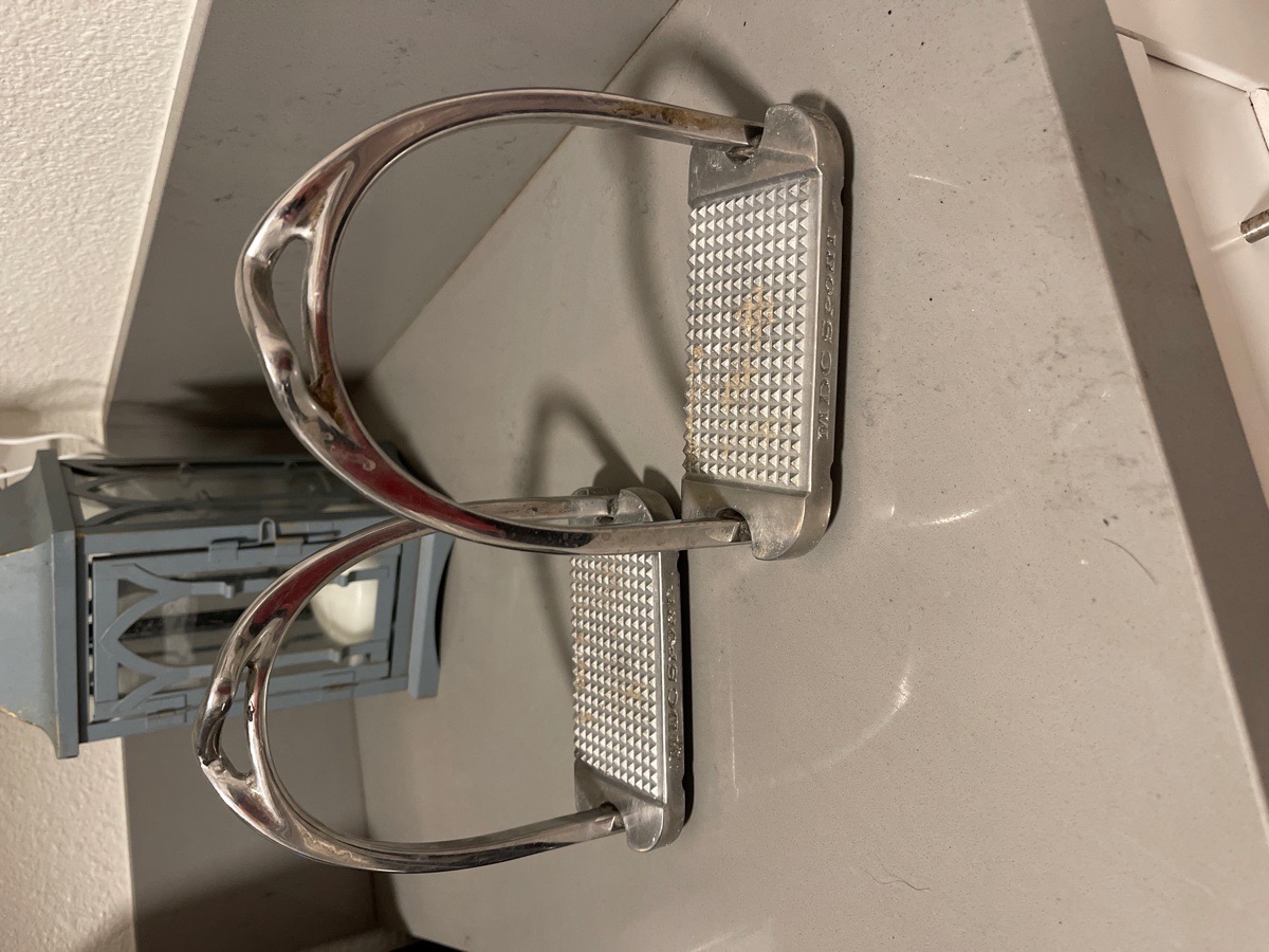 MDC S Stirrups 