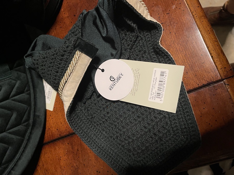 New with tags Kentucky Horsewear jump set