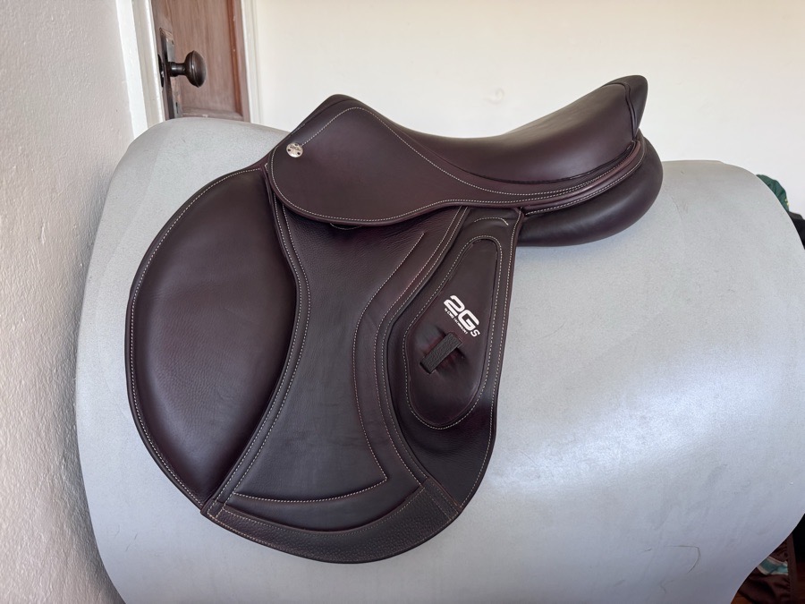 17” CWD SE29 2Gs Saddle - 3L - Full Buffalo - MINT! 
