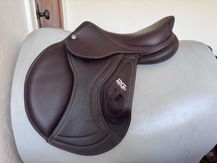 17” CWD SE29 2Gs Saddle - 3L - Full Buffalo - MINT! 
