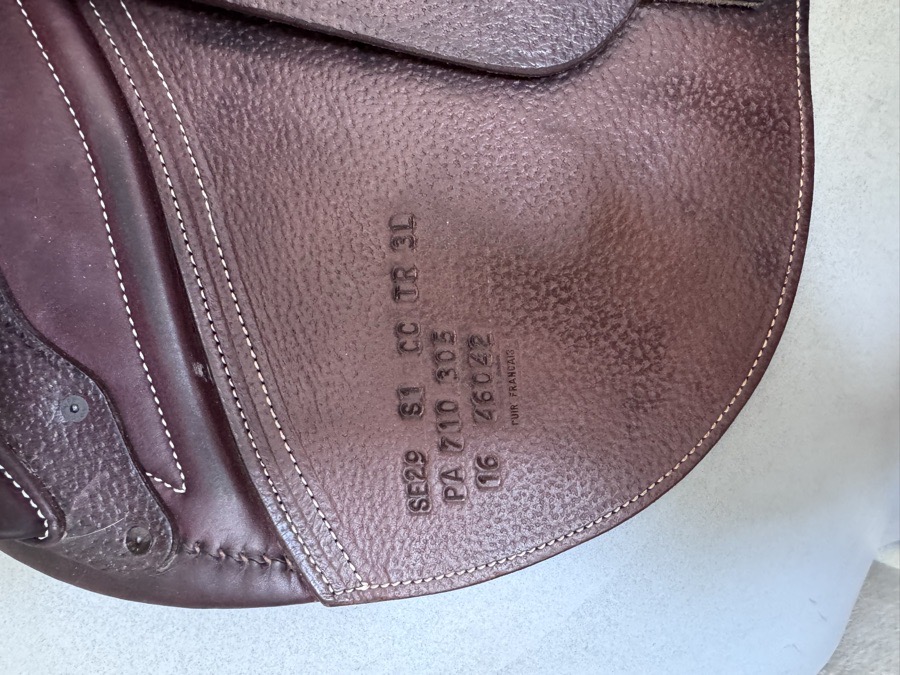 17” CWD SE29 2Gs Saddle - 3L - Full Buffalo - MINT!