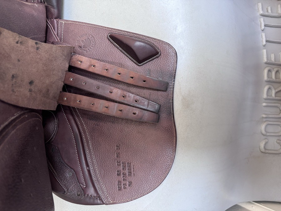 17” CWD SE29 2Gs Saddle - 3L - Full Buffalo - MINT!
