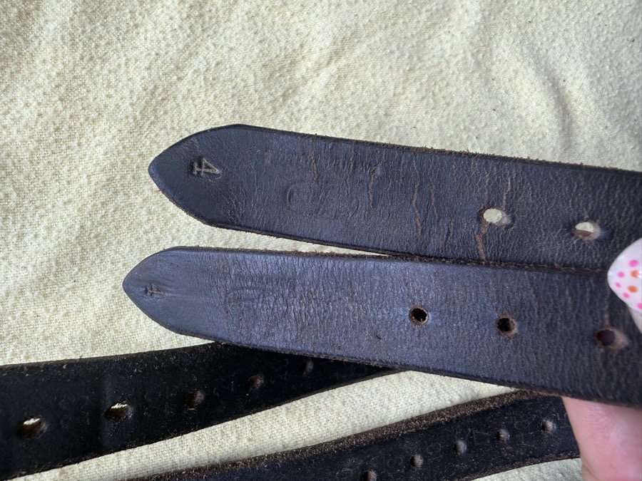 64” black stirrup leathers