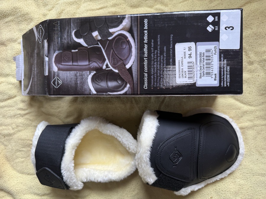 LeMieux Capella comfort fetlock boots
