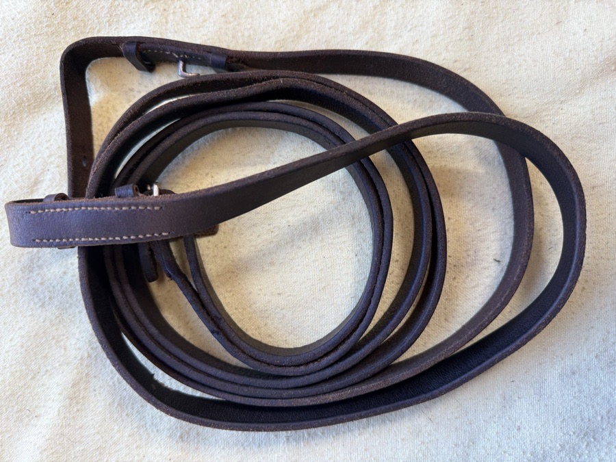56” dark brown wide curb reins