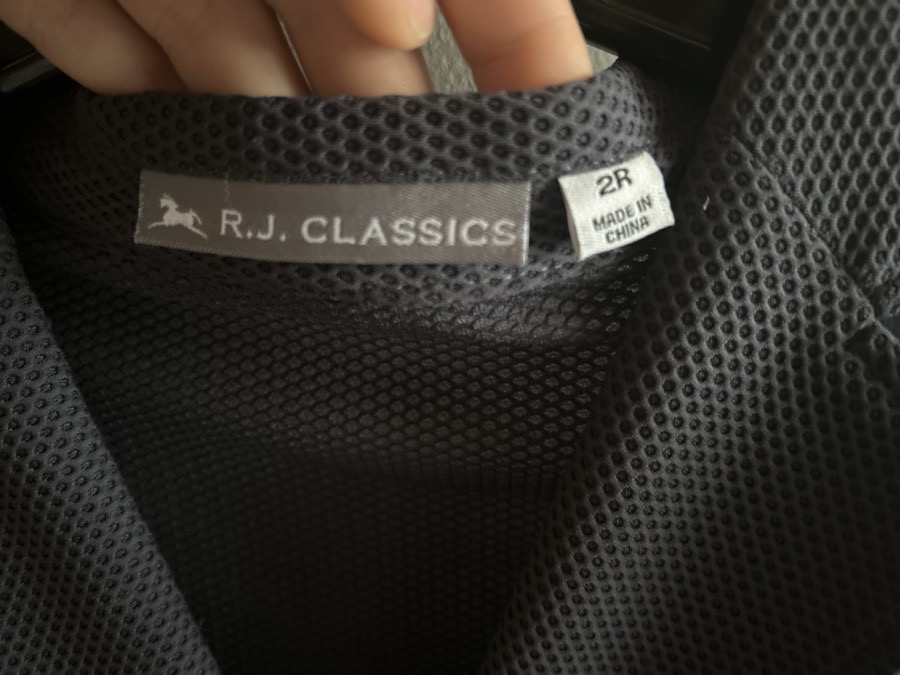 R.J. Classics Grey mesh show coat size 2R 