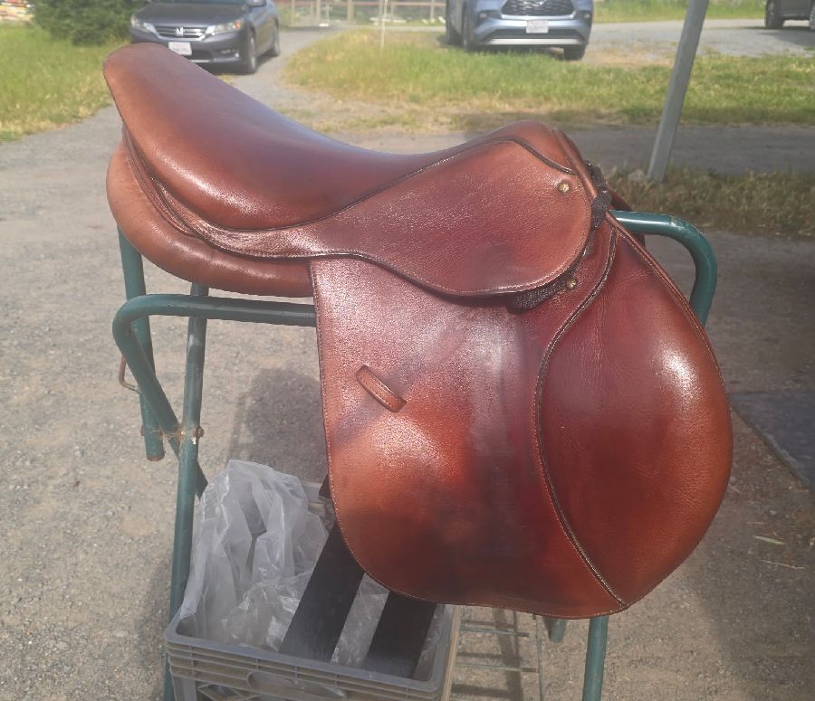 Stubben Jump Saddle