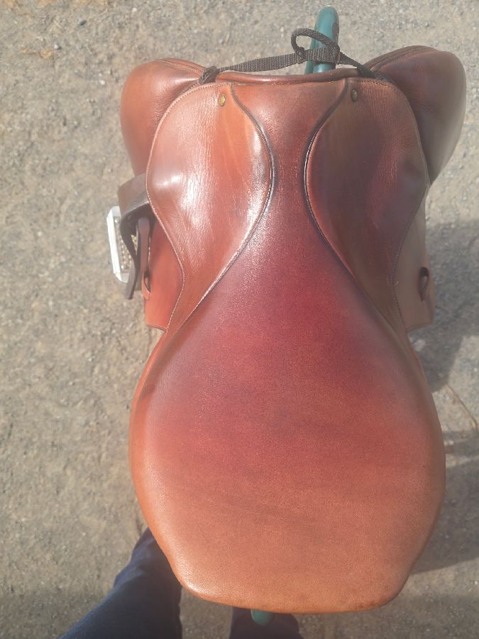 Stubben Jump Saddle