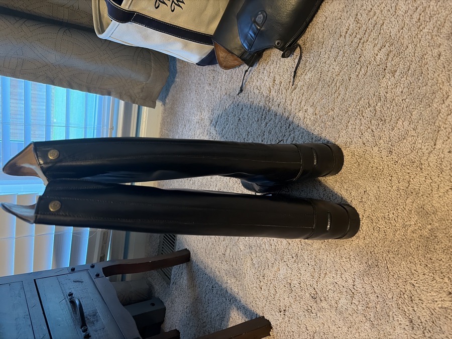 Ariat Field Boot New Size 10
