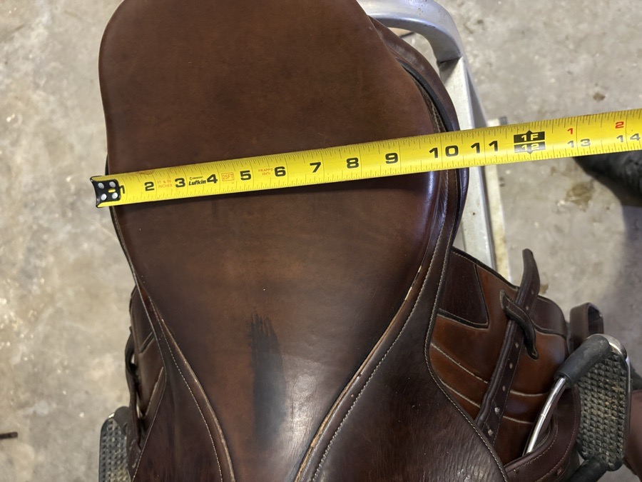 Used Dover circuit saddle great condition 