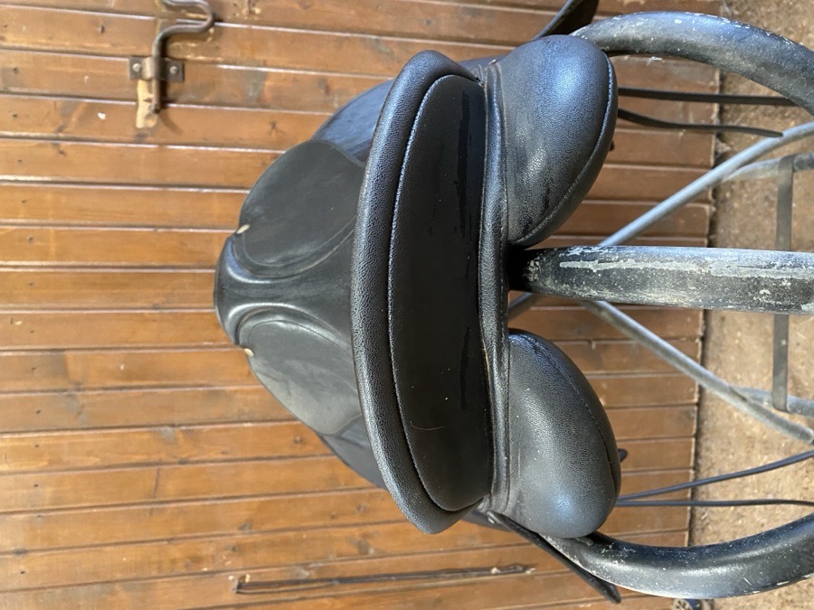 Wintec Dressage Saddle with Cair