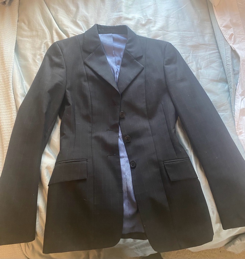 RJ classics essential collection black show jacket